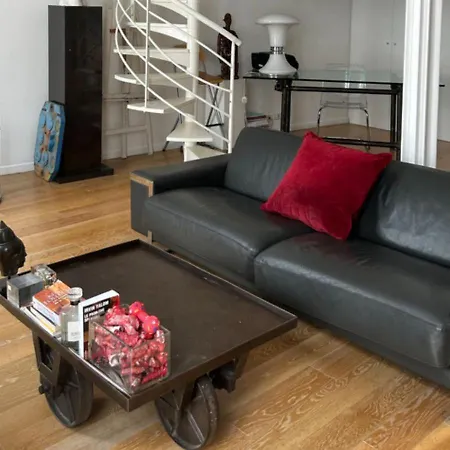 Apartment Loft Le Marais A Place Des Vosges
