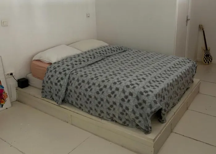 Apartment Loft Le Marais A Place Des Vosges *